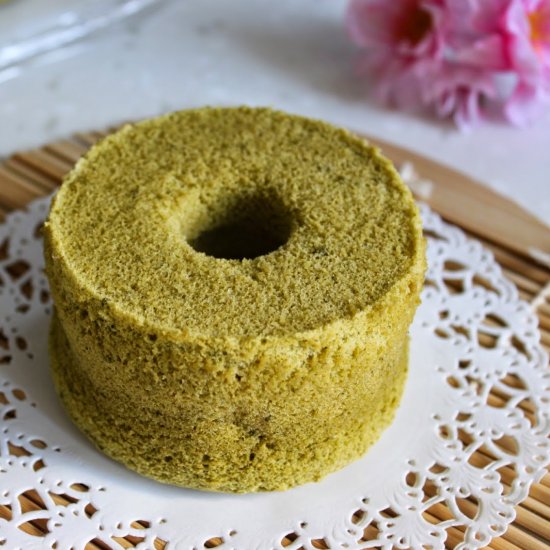 Matcha Green Tea Chiffon Cake