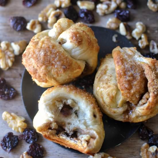 Cranberry Walnut Knots