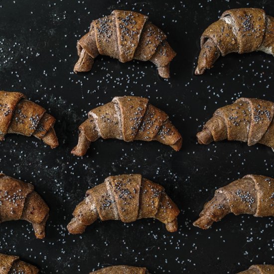 Poppy seed crescent rolls