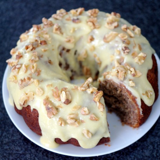 Hummingbird bundt cake