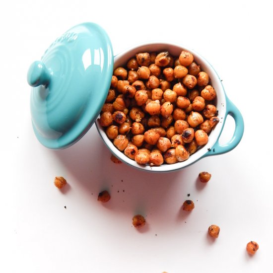 Spicy and Salty Roasted Chickpeas