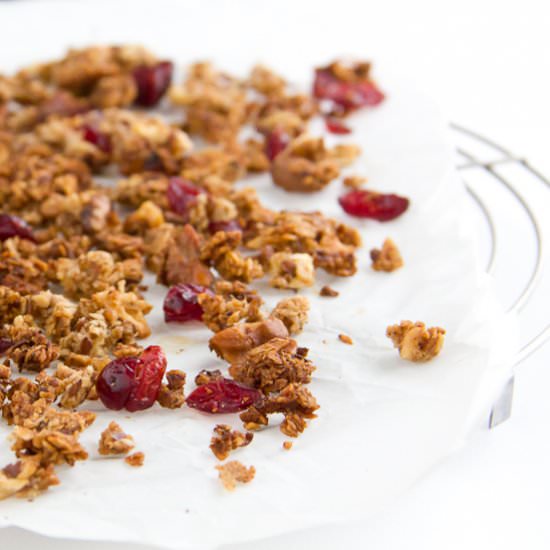 Apple & Flax Spiced Granola