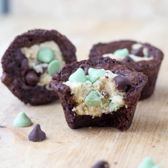 Mint Chip Brookie Cups