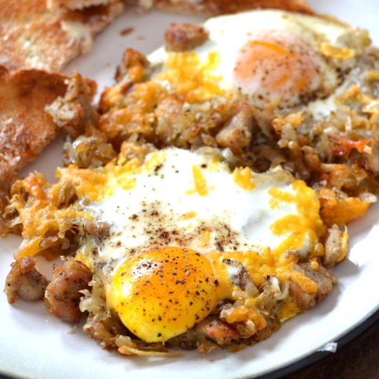 Hash & Eggs Breakfast Skillet