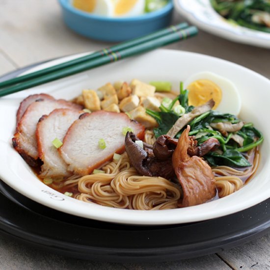 Japanese Somen Noodle Soup Bowl