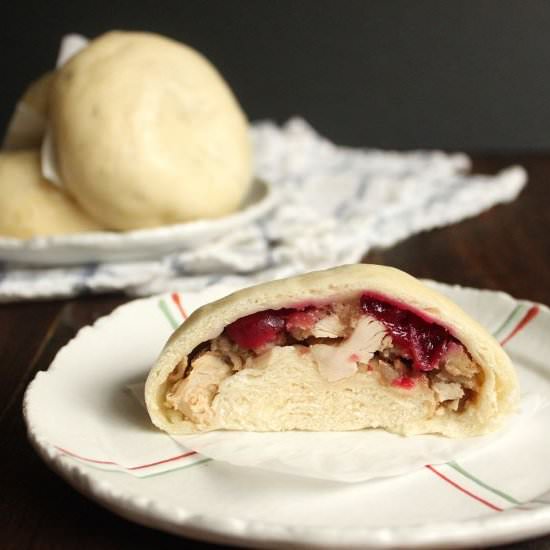 leftover thanksgiving turkey bao