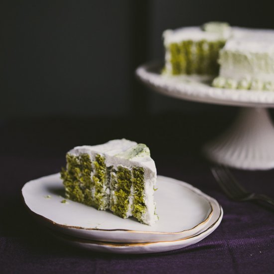 Matcha Chiffon Cake Roll