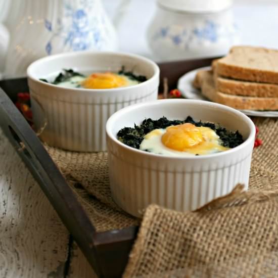 Cheesy Polenta & Spinach Baked Eggs