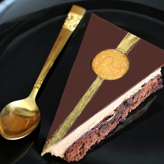 The Most Elegant Chocolate Cake