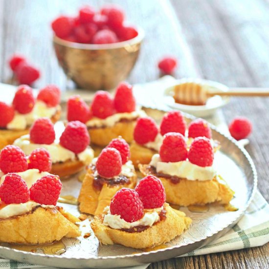 Raspberry & Goat Cheese Bruschetta