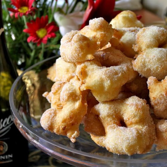 Frittelle: Italian Doughnuts