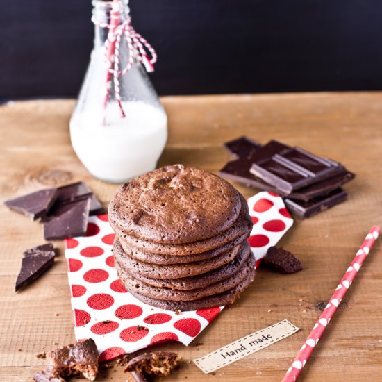 Double chocolate cookies with halva