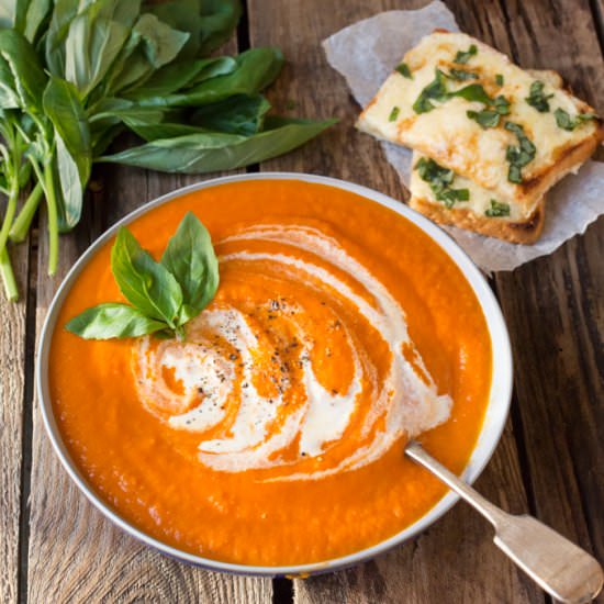 Creamy Tomato Soup & cheese toast