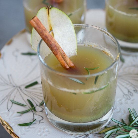 Immune-Boosting Pear Cider