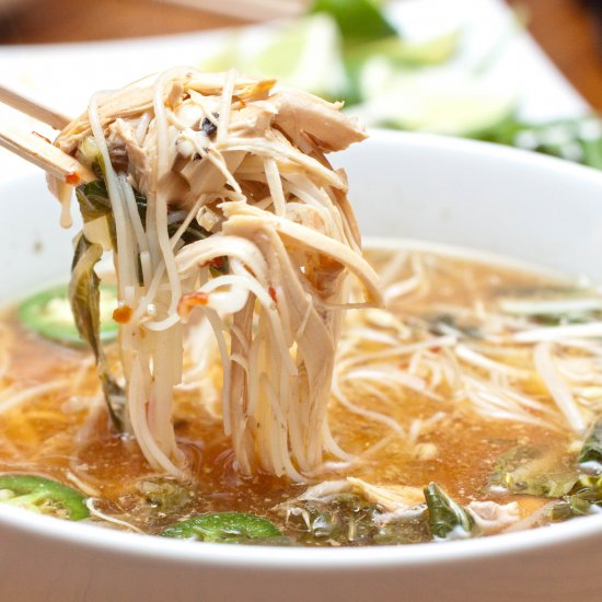 Crockpot Chicken Phở