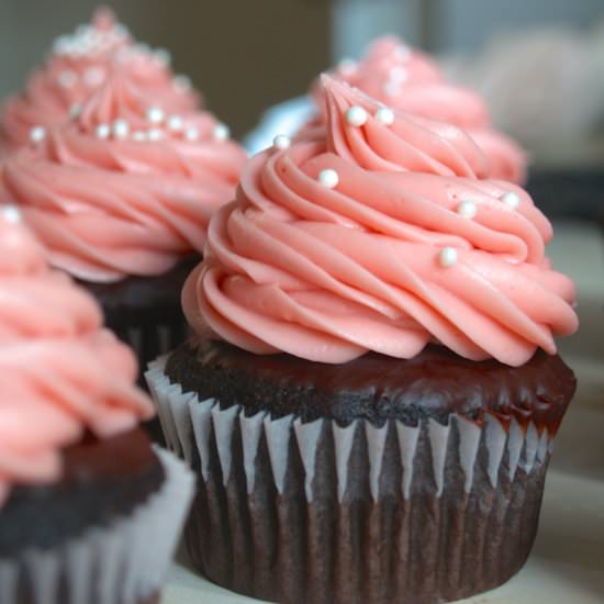 ganache cupcakes raspberry frosting