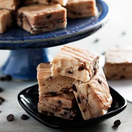 Vegan cookie dough fudge