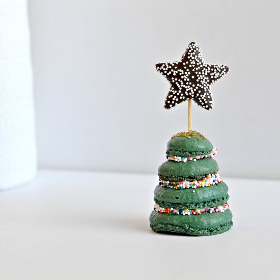 Christmas Tree Macarons