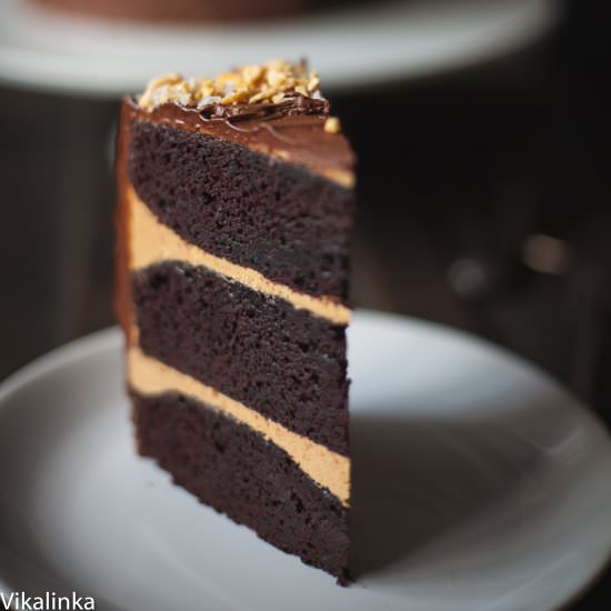 Honeycomb Crunch Chocolate Cake