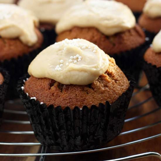 Gingerbread & Caramel Muffins