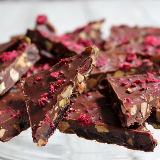 Almond, Pistachio & Cranberry Fudge