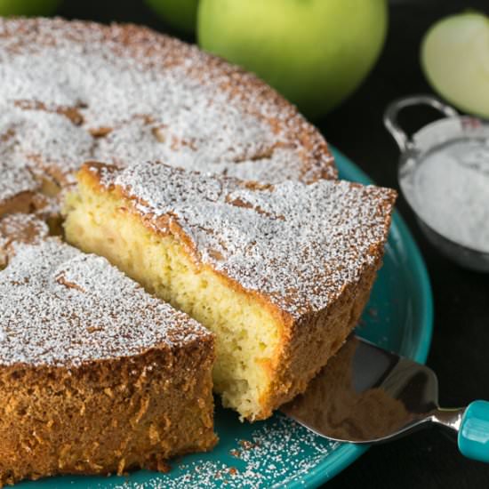 Russian Apple Cake (Sharlotka)