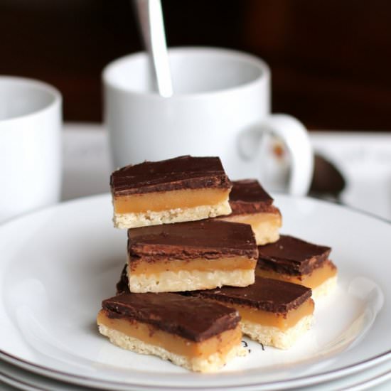 Chocolate Caramel Shortbread Bars