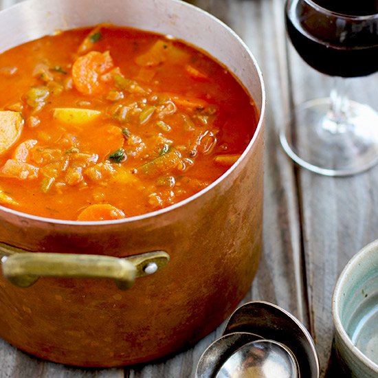 Hearty Vegetable Tomato Basil Stew