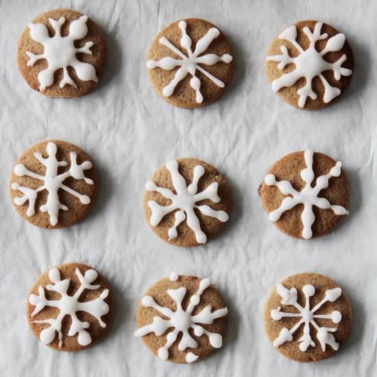 Snowflake pepper cookies