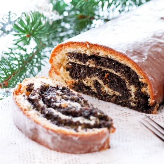 Poppy Seed Swirl Cake