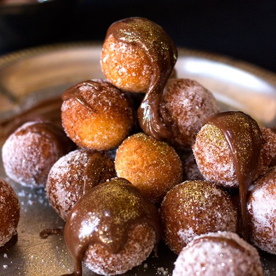 Doughnut Bites & Chocolate Ganache