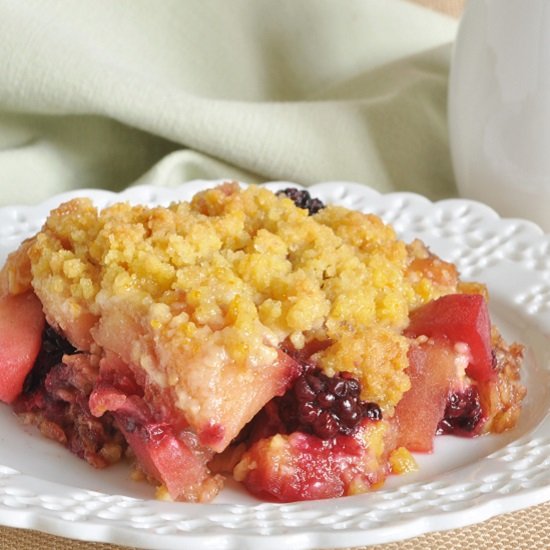 Apple-Blackberry Flapjack Crumble