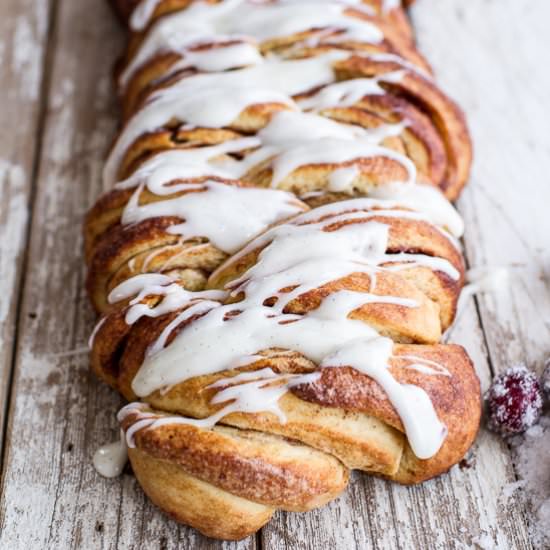 Cinnamon Roll Bread