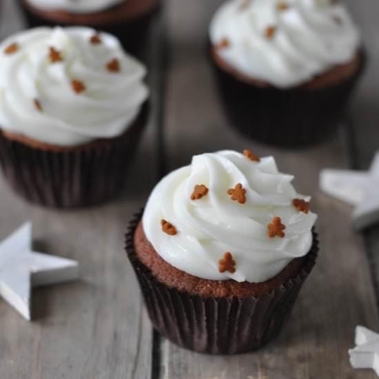 Gingerbread Latte Cupcakes