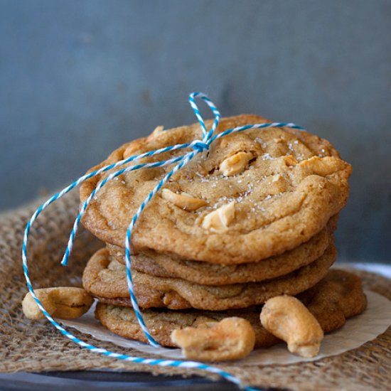 Salted Biscoff Cashew Cookies