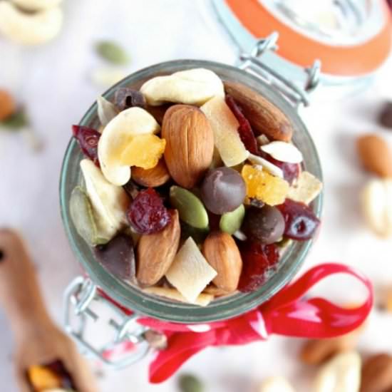 Holiday Trail Mix