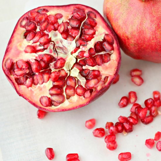 How to Clean a Pomegranate