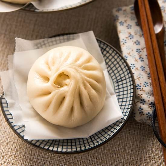 Addictive Kimchi Pork Steamed Bun