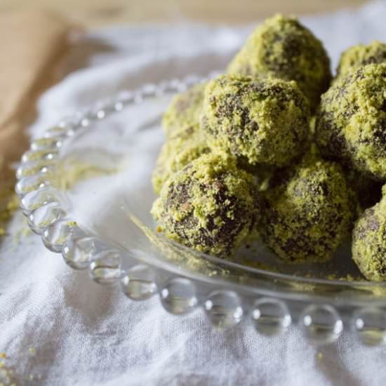 Pistachio Chocolate Truffles