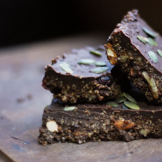 Chocolate Quinoa Crunch Bars