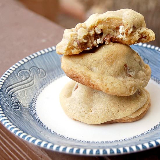 Chocolate Caramel Pretzel Cookies