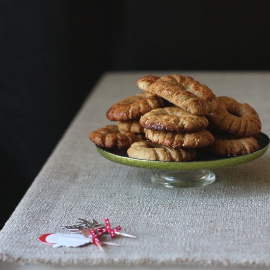 Kaak- Sesame Fennel Cookies