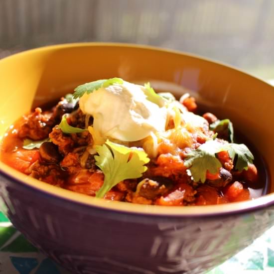 Hearty Roasted Red Pepper Chili