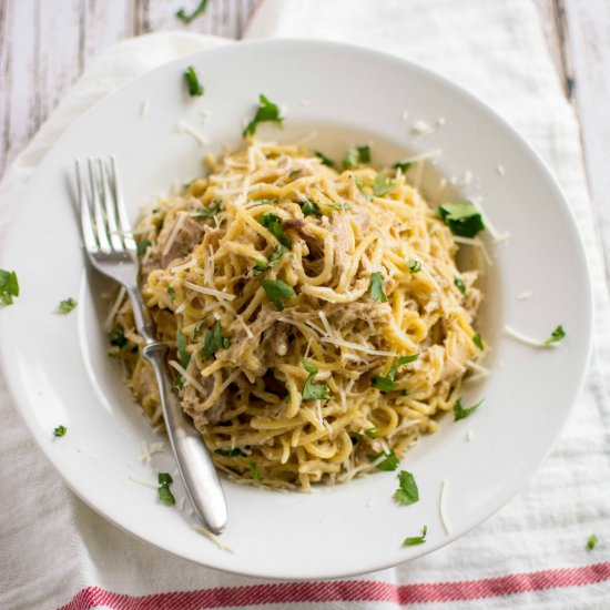 Crockpot Simple Chicken Spaghetti