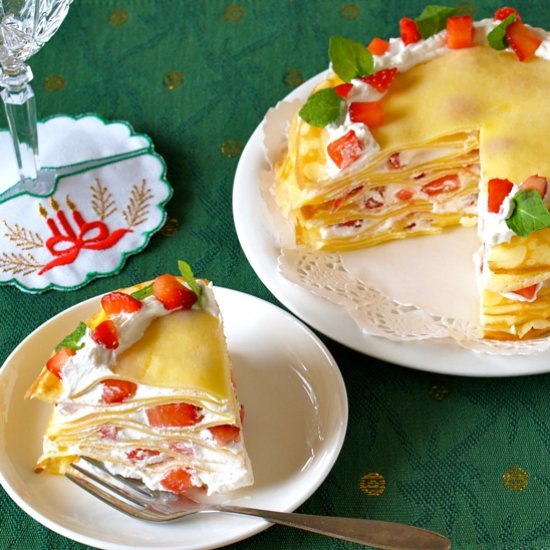 Christmas Strawberry Mille Crêpe