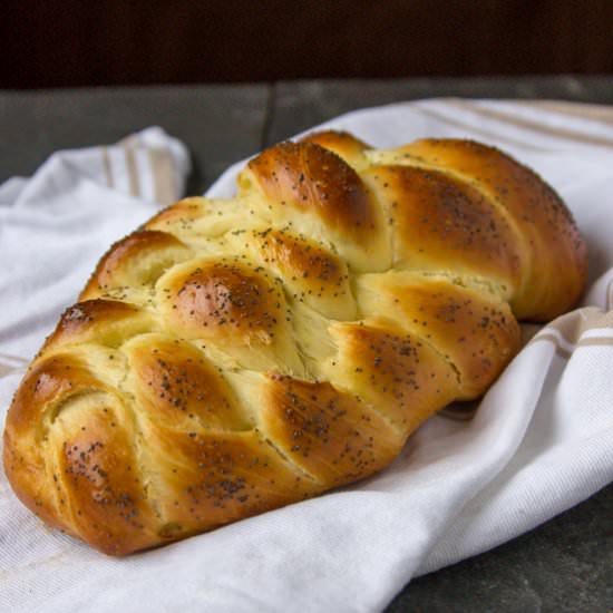 Saffron Challah Bread