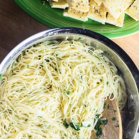 Spaghettini with Garlic & Olive Oil