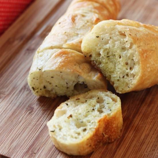 Easy Pull-Apart Garlic Bread