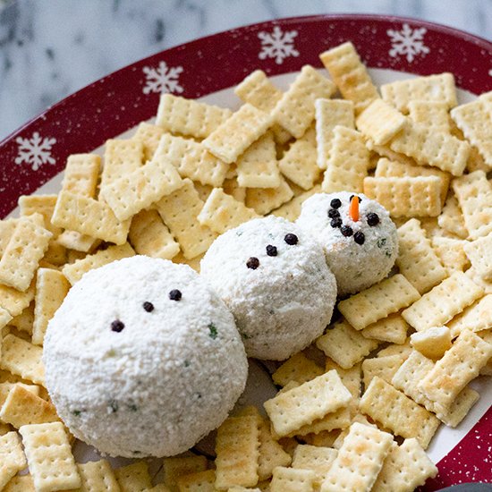 Snowman Ranch Cheese Ball