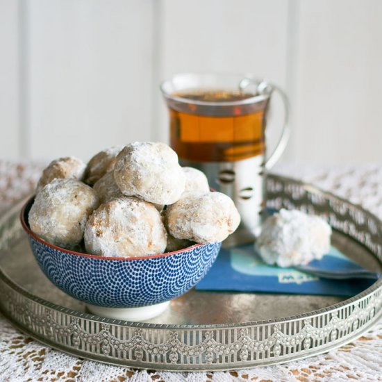 Cardamom and rose water tea cookies